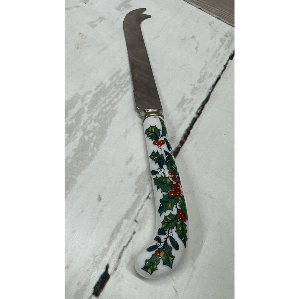 Sheffield England Christmas Holly Berries Cheese Spreader Vintage Knife